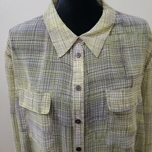 This NWT Two by Vince Camuto Women's XL Lemon Zest Sheer High Low Top